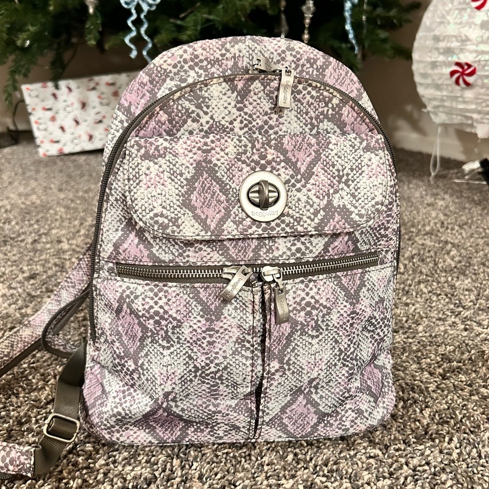 Baggallini Blush Python Snake Skin Print Convertible Backpack Sling Bag